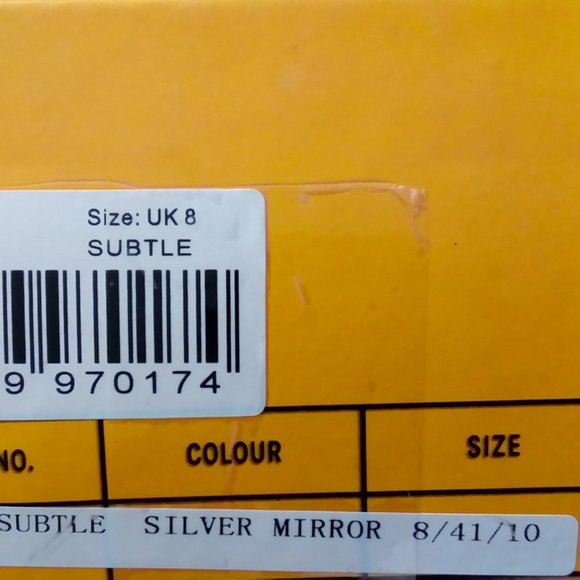 SUBTLE SILVER MIRROR PERSPEX BLOCK MID HEELS - Picture 13 of 13